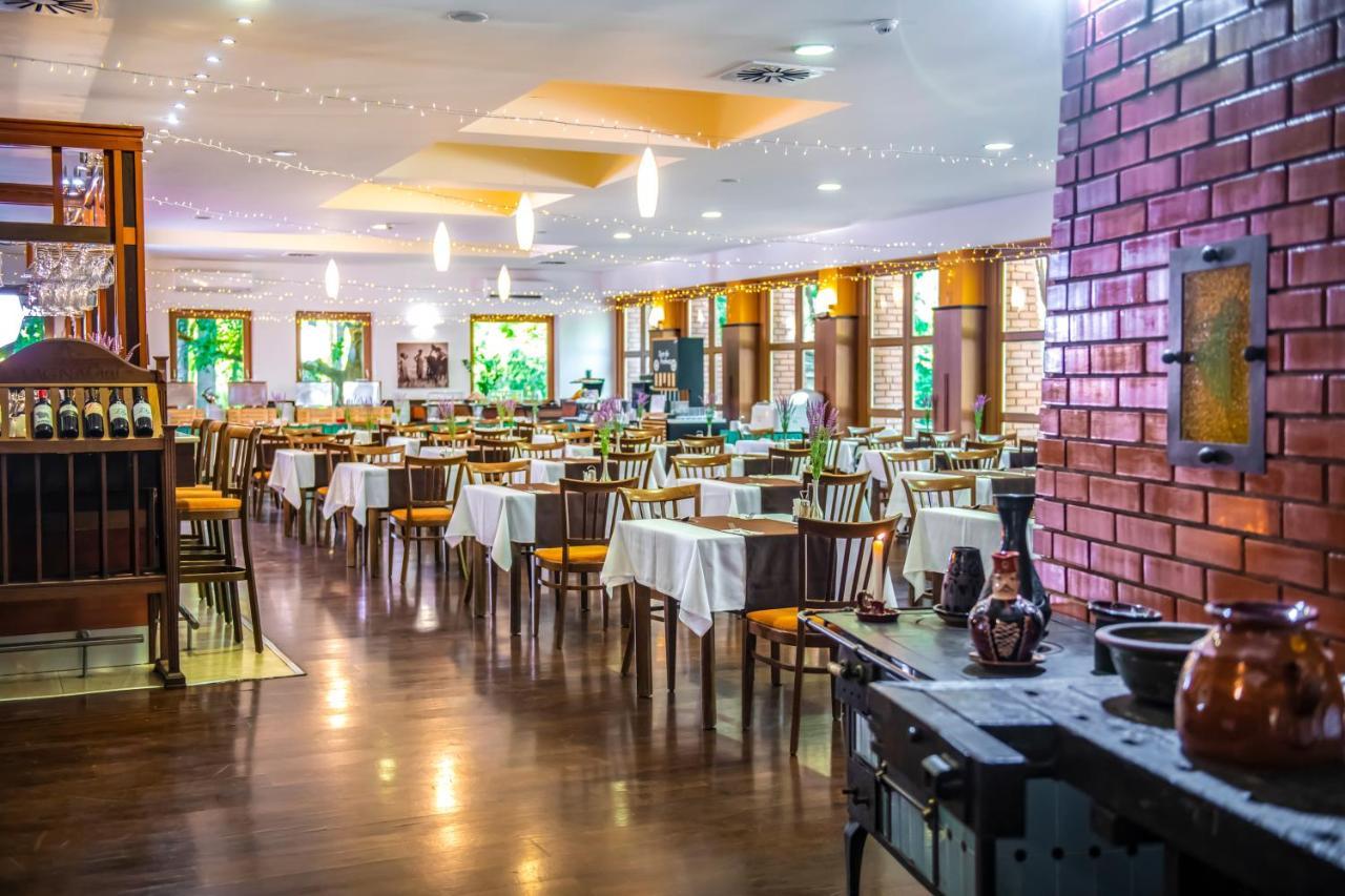 Zichy Park Hotel Bikács المظهر الخارجي الصورة