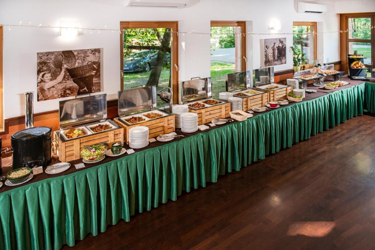 Zichy Park Hotel Bikács المظهر الخارجي الصورة