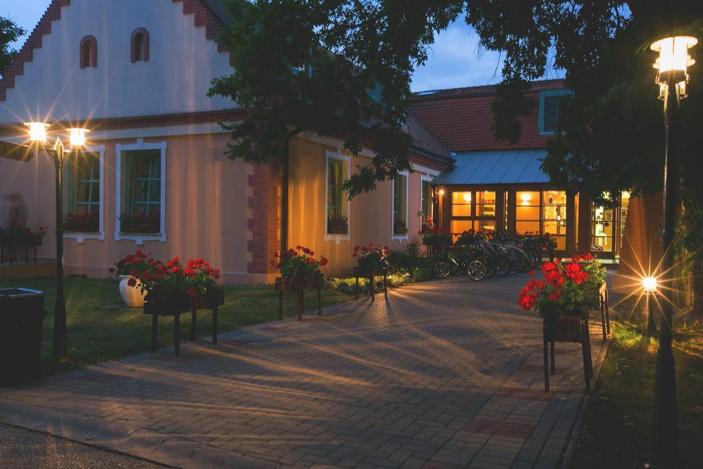 Zichy Park Hotel Bikács المظهر الخارجي الصورة