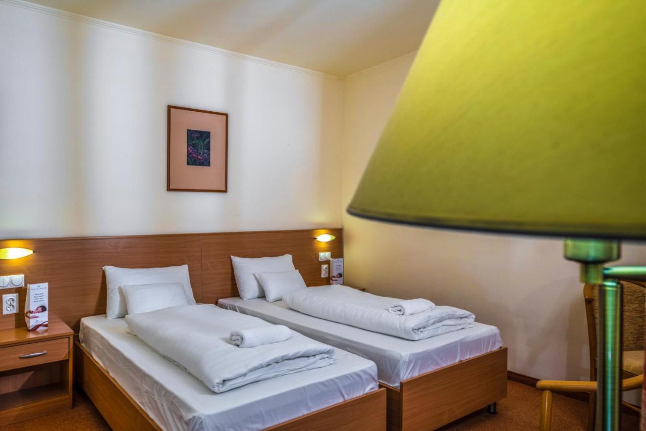 Zichy Park Hotel Bikács المظهر الخارجي الصورة
